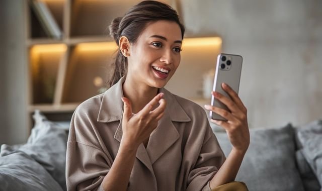 How Video Chats Inspire Women to Stay in Touch